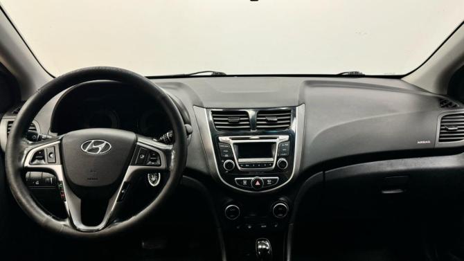 Hyundai Solaris I Рестайлинг с пробегом 2015 года, цена 999 000 рублей, 87322 км, хэтчбек, Автокод Объявления