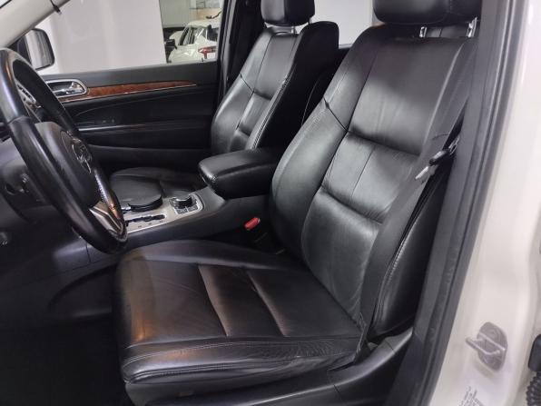 Jeep Grand Cherokee IV (WK2) с пробегом 2012 года, цена 1 695 000 рублей, 212397 км, внедорожник, Автокод Объявления