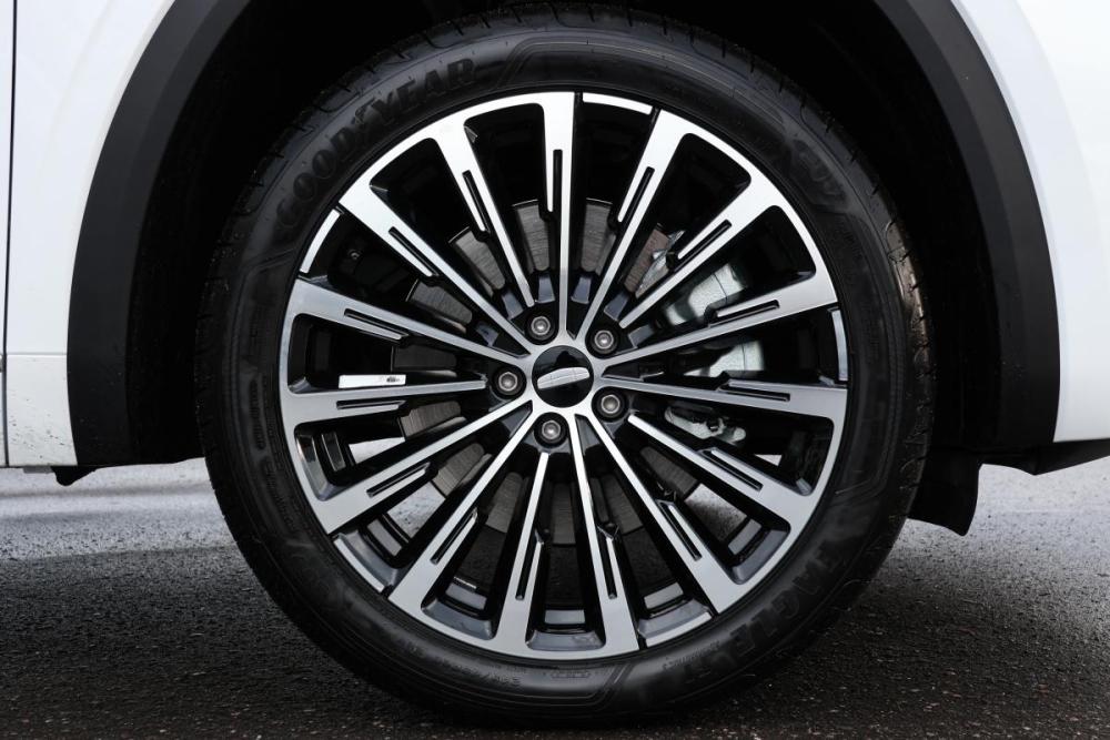 Geely Monjaro I Рестайлинг Москва  - изображение 28