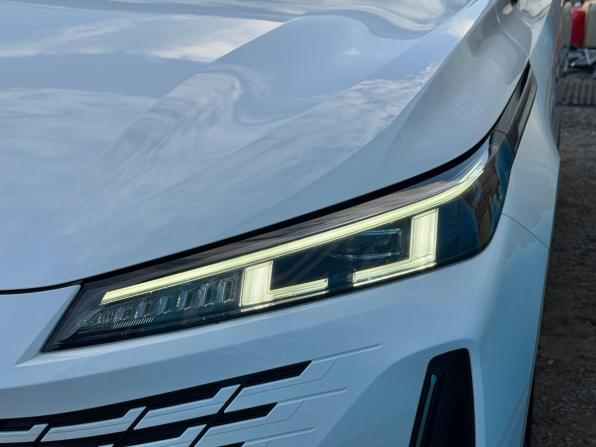 Changan Lamore с пробегом 2023 года, цена 2 150 000 рублей, 25700 км, седан, Автокод Объявления