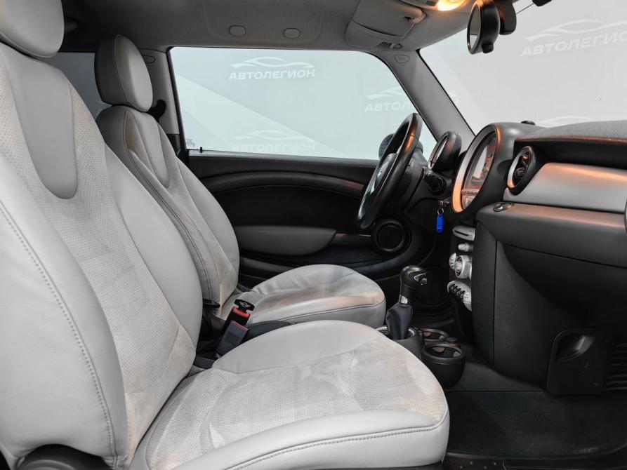 Mini Hatch II (R56) Новосибирск  - изображение 13