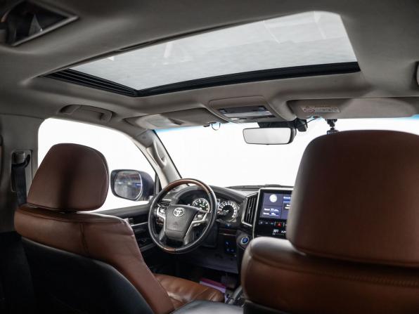 Toyota Land Cruiser 200 Series Рестайлинг 2 с пробегом 2015 года, цена 6 425 000 рублей, 120999 км, внедорожник, Автокод Объявления
