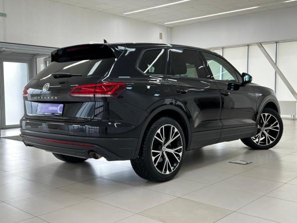 Volkswagen Touareg III с пробегом 2018 года, цена 4 140 000 рублей, 141000 км, внедорожник, Автокод Объявления