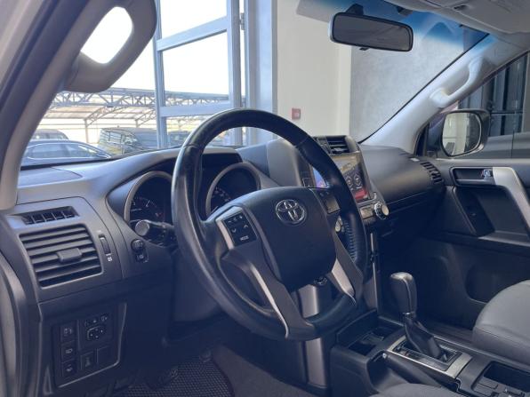 Toyota Land Cruiser Prado 150 Series с пробегом 2011 года, цена 2 850 000 рублей, 219000 км, внедорожник, Автокод Объявления