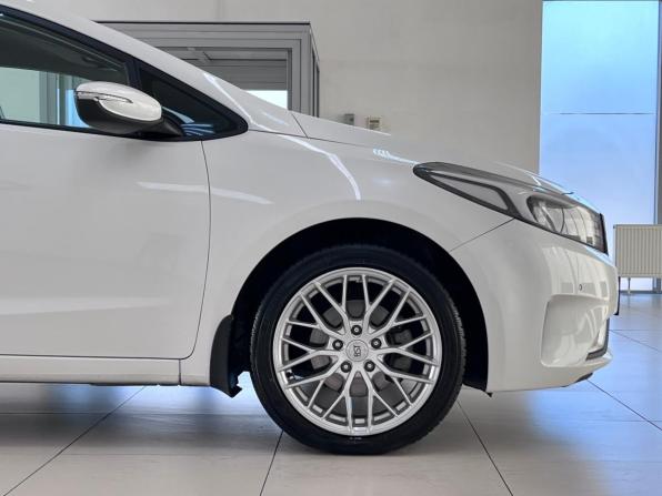 Kia Cerato III Рестайлинг (Classic) с пробегом 2017 года, цена 1 590 000 рублей, 97966 км, седан, Автокод Объявления