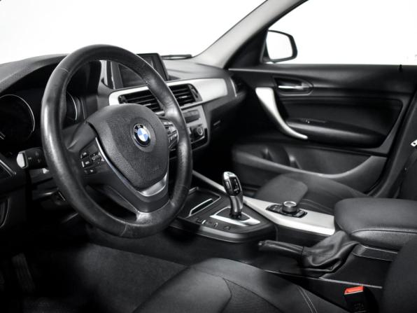BMW 1 серии II (F20/F21) Рестайлинг 2 с пробегом 2017 года, цена 1 665 000 рублей, 128691 км, хэтчбек, Автокод Объявления