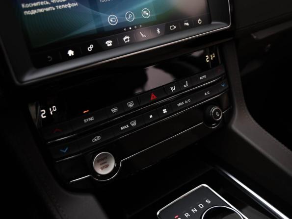 Jaguar F-Pace I с пробегом 2020 года, цена 3 369 000 рублей, 94138 км, внедорожник, Автокод Объявления
