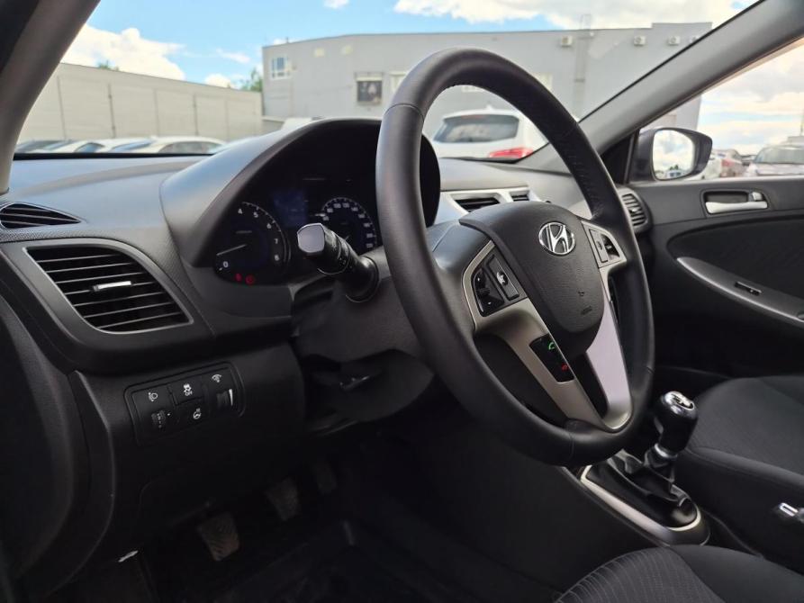 Hyundai Solaris I Рестайлинг Саратов  - изображение 23