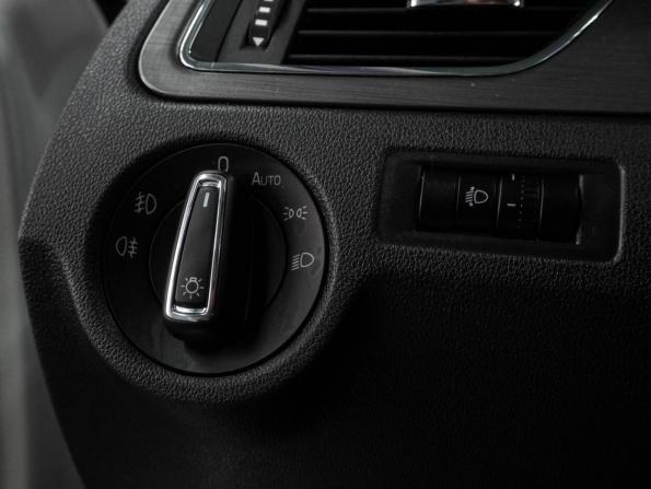 Skoda Rapid I Рестайлинг с пробегом 2019 года, цена 1 499 000 рублей, 135998 км, лифтбек, Автокод Объявления