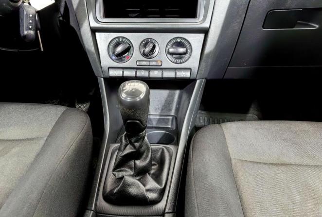 Skoda Rapid I с пробегом 2014 года, цена 715 000 рублей, 126600 км, лифтбек, Автокод Объявления