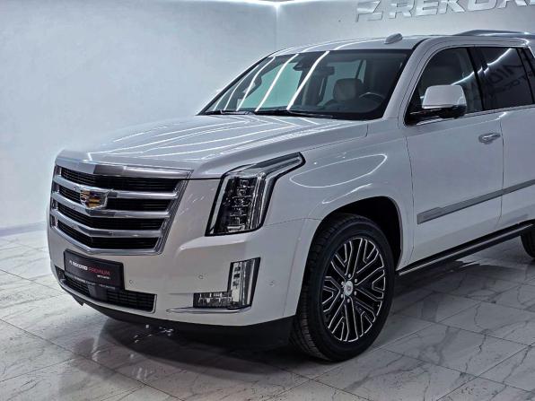 Cadillac Escalade IV с пробегом 2020 года, цена 6 600 000 рублей, 65696 км, внедорожник, Автокод Объявления