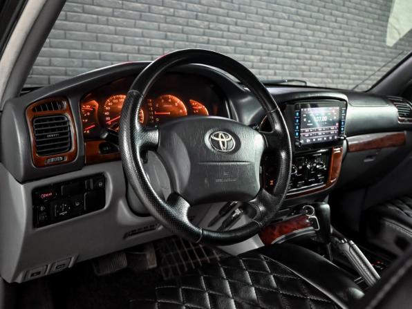 Toyota Land Cruiser 100 Series с пробегом 2002 года, цена 1 400 000 рублей, 355742 км, внедорожник, Автокод Объявления