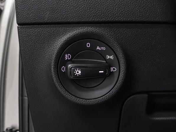 Skoda Karoq I с пробегом 2020 года, цена 1 799 000 рублей, 161214 км, внедорожник, Автокод Объявления
