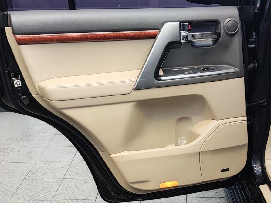 Toyota Land Cruiser 200 Series Рестайлинг 1 Барнаул  - изображение 21