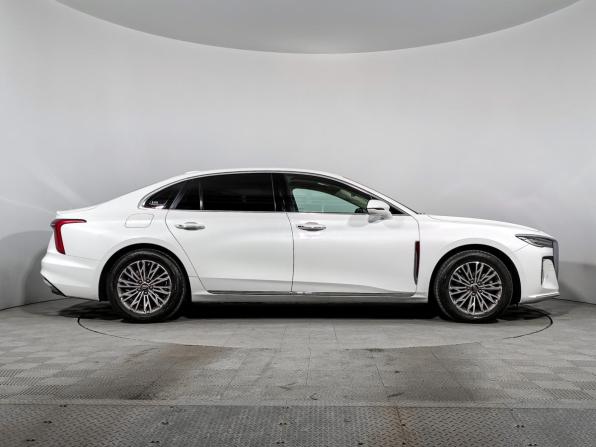 Hongqi H5 II с пробегом 2023 года, цена 2 670 000 рублей, 50207 км, седан, Автокод Объявления