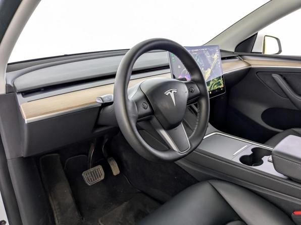 Tesla Model Y I с пробегом 2021 года, цена 4 100 000 рублей, 65205 км, внедорожник, Автокод Объявления
