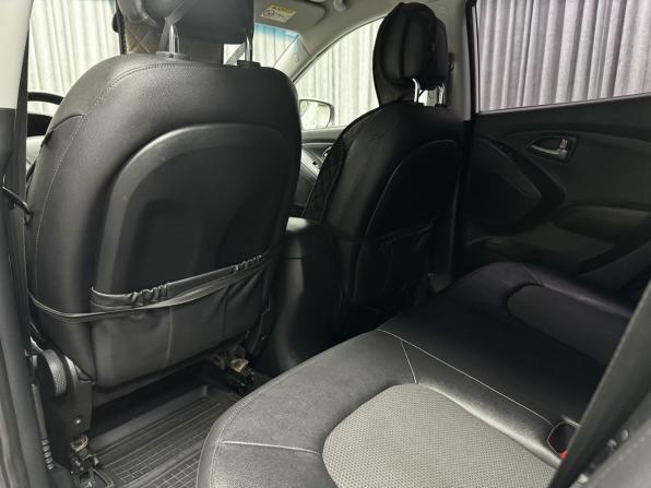 Hyundai ix35 I Рестайлинг с пробегом 2013 года, цена 1 350 000 рублей, 203505 км, внедорожник, Автокод Объявления
