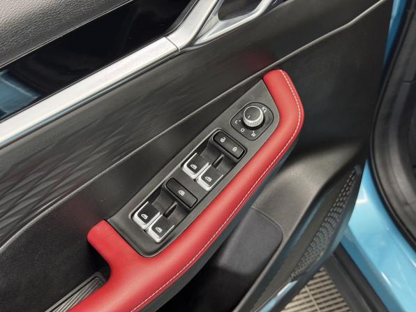 Geely Coolray I Рестайлинг с пробегом 2024 года, цена 2 290 000 рублей, 22031 км, внедорожник, Автокод Объявления