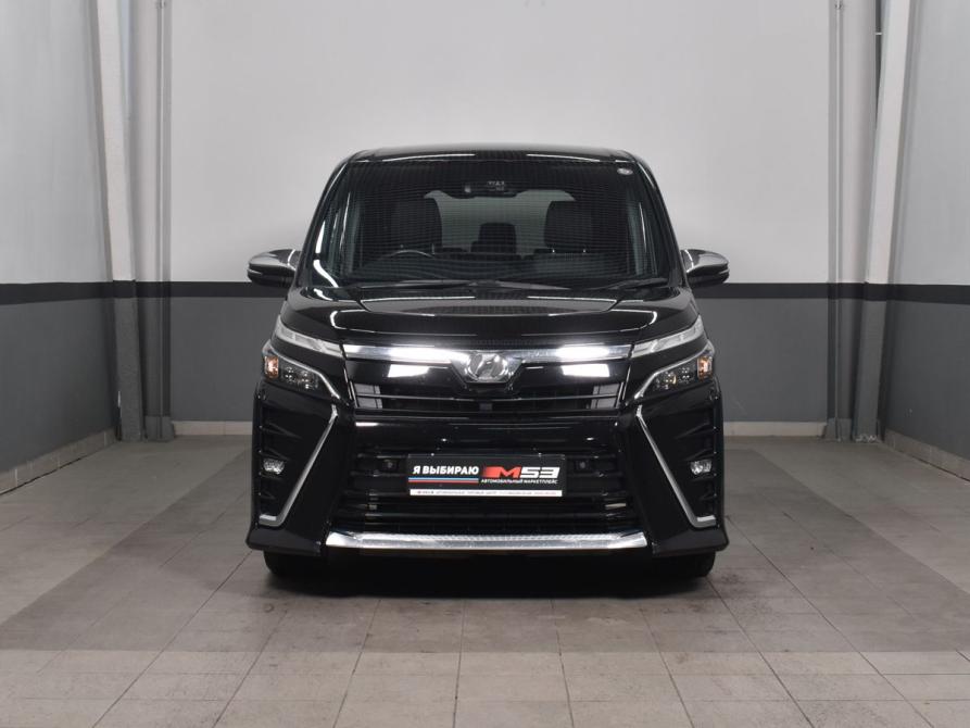 Toyota Voxy III (R80) Рестайлинг Кемерово  - изображение 2