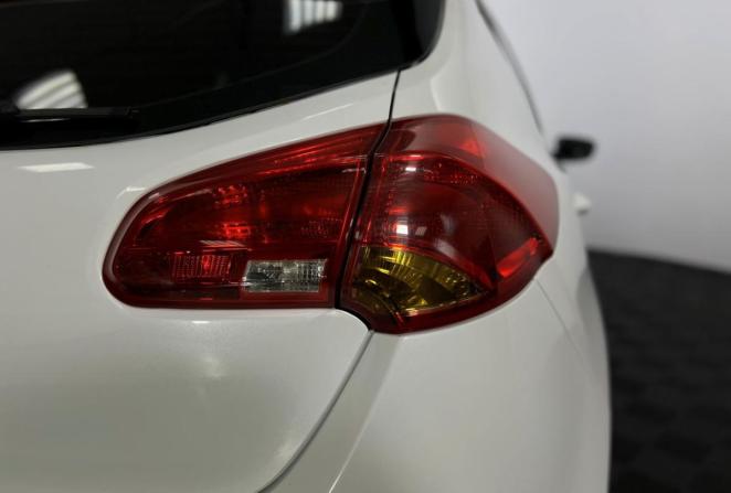 Kia Ceed II с пробегом 2014 года, цена 1 055 000 рублей, 228609 км, хэтчбек, Автокод Объявления