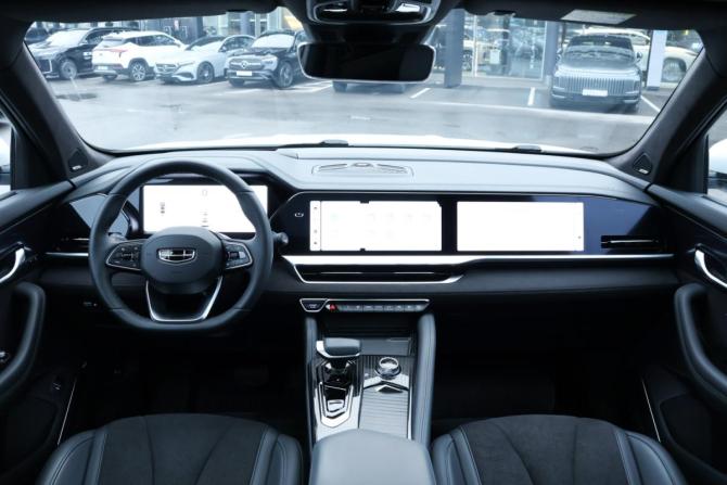 Geely Monjaro I с пробегом 2024 года, цена 3 115 000 рублей, 24120 км, внедорожник, Автокод Объявления