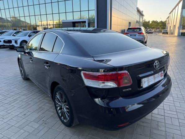 Toyota Avensis III с пробегом 2009 года, цена 699 900 рублей, 284388 км, седан, Автокод Объявления