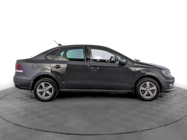 Volkswagen Polo V Рестайлинг с пробегом 2018 года, цена 1 200 000 рублей, 115012 км, седан, Автокод Объявления