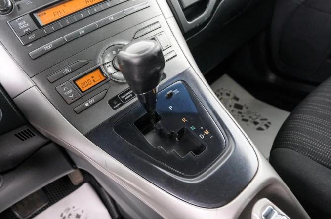 Toyota Auris I с пробегом 2007 года, цена 729 000 рублей, 261000 км, хэтчбек, Автокод Объявления