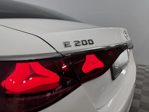Mercedes-Benz E-Класс VI (W214 S214) с пробегом 2026 года, цена 8 650 000 рублей, 26 км, седан, Автокод Объявления