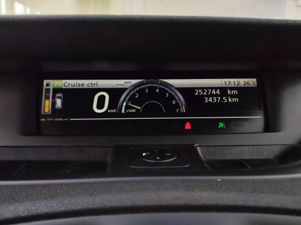 Renault Scenic III с пробегом 2010 года, цена 650 000 рублей, 251187 км, компактвэн, Автокод Объявления