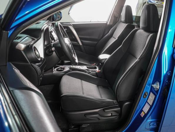 Toyota RAV4 IV (XA40) Рестайлинг с пробегом 2016 года, цена 2 249 000 рублей, 118371 км, внедорожник, Автокод Объявления