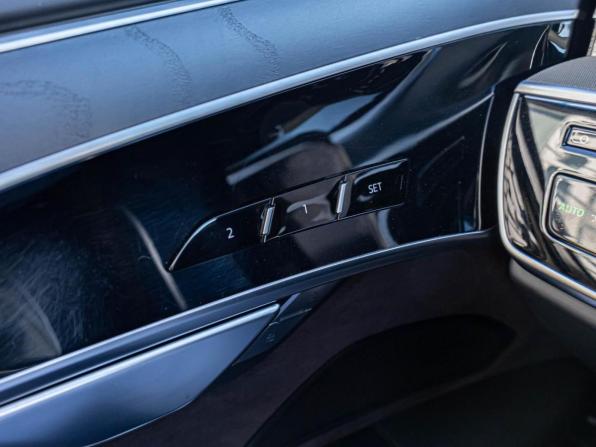 Audi A8 IV (D5) с пробегом 2019 года, цена 5 530 000 рублей, 132960 км, седан, Автокод Объявления