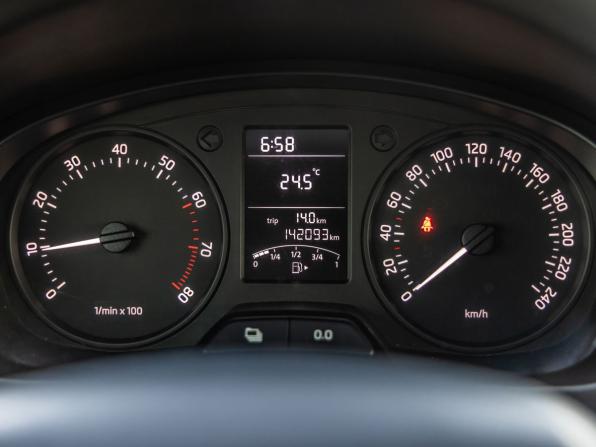 Skoda Rapid I с пробегом 2014 года, цена 748 000 рублей, 142093 км, лифтбек, Автокод Объявления