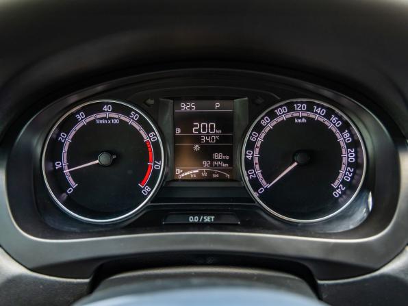 Skoda Rapid I Рестайлинг с пробегом 2017 года, цена 1 248 000 рублей, 92144 км, лифтбек, Автокод Объявления