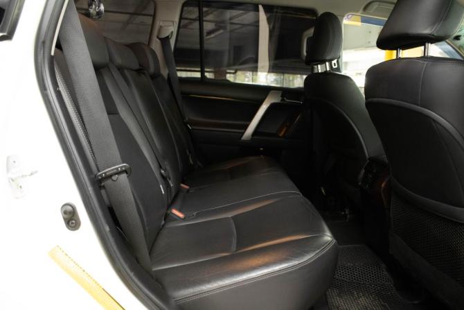 Toyota Land Cruiser Prado 150 Series Рестайлинг 1 с пробегом 2017 года, цена 3 849 000 рублей, 220113 км, внедорожник, Автокод Объявления