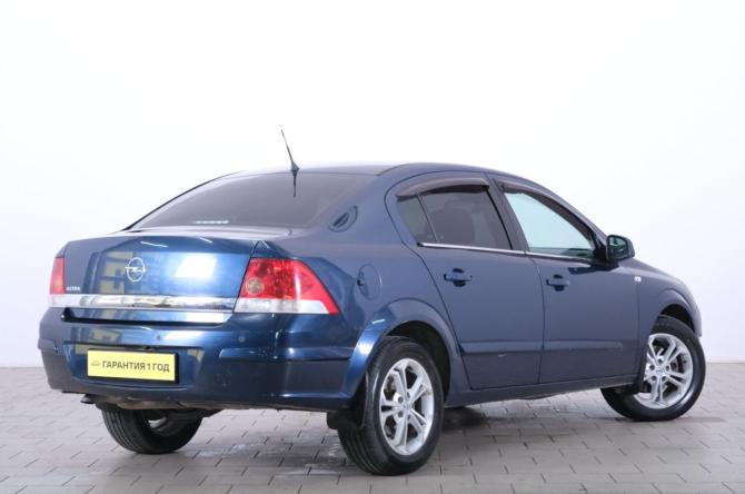 Opel Astra H Рестайлинг с пробегом 2012 года, цена 859 000 рублей, 109000 км, седан, Автокод Объявления