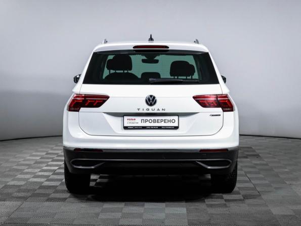 Volkswagen Tiguan II Рестайлинг с пробегом 2021 года, цена 3 415 000 рублей, 74914 км, внедорожник, Автокод Объявления