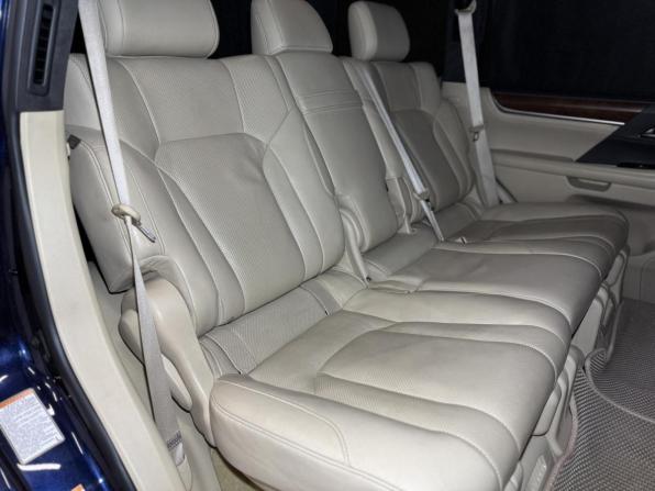 Lexus LX III Рестайлинг 2 с пробегом 2016 года, цена 7 949 000 рублей, 208658 км, внедорожник, Автокод Объявления