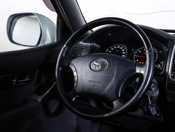 Toyota Land Cruiser Prado 120 Series Рестайлинг с пробегом 2007 года, цена 1 712 000 рублей, 332068 км, внедорожник, Автокод Объявления