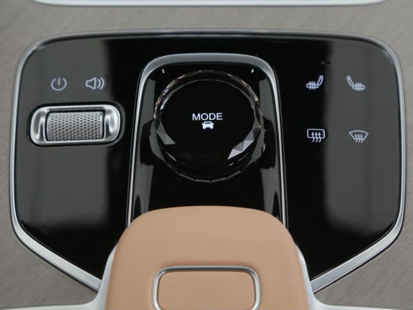 Jaecoo J8 с пробегом 2024 года, цена 2 999 000 рублей, 45000 км, внедорожник, Автокод Объявления