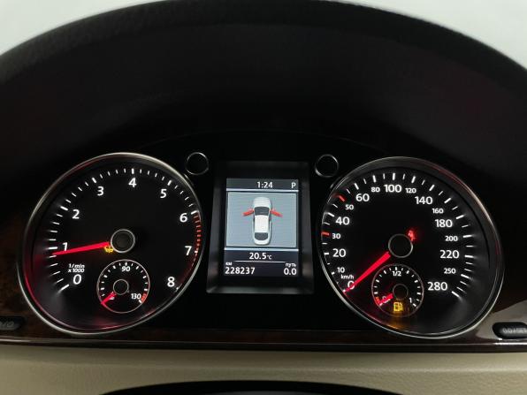 Volkswagen Passat CC I Рестайлинг с пробегом 2013 года, цена 1 175 000 рублей, 228188 км, седан, Автокод Объявления