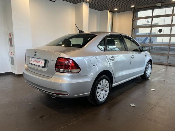 Volkswagen Polo V Рестайлинг с пробегом 2019 года, цена 1 230 000 рублей, 79245 км, седан, Автокод Объявления