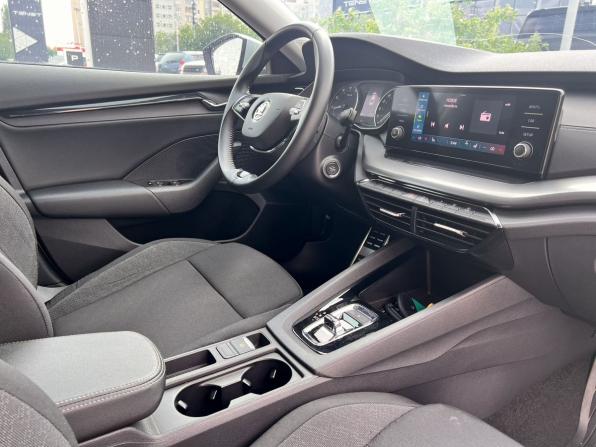 Skoda Octavia IV (A8) с пробегом 2021 года, цена 2 380 000 рублей, 54300 км, лифтбек, Автокод Объявления
