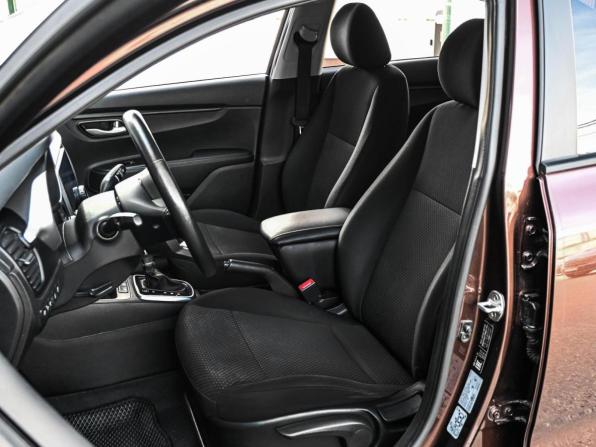 Kia Rio IV Рестайлинг с пробегом 2021 года, цена 1 719 000 рублей, 73273 км, седан, Автокод Объявления
