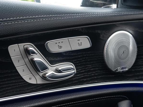 Mercedes-Benz E-Класс V (W213 S213 C238) с пробегом 2018 года, цена 3 200 000 рублей, 108330 км, седан, Автокод Объявления