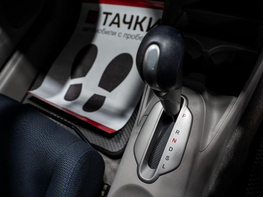Honda Insight II Чита  - изображение 13