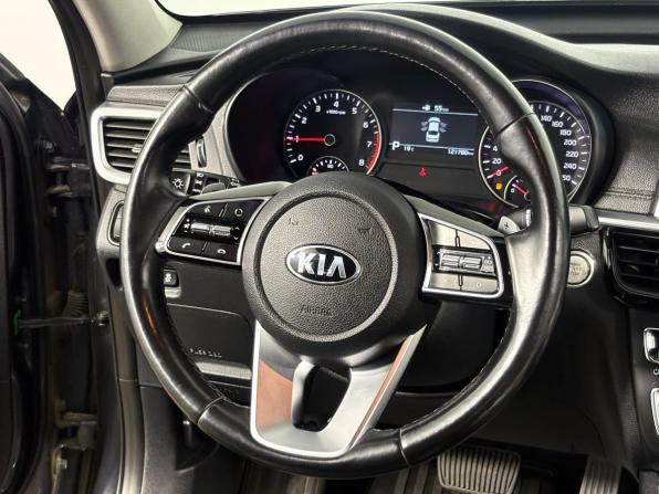Kia Optima IV Рестайлинг с пробегом 2019 года, цена 1 985 000 рублей, 121780 км, седан, Автокод Объявления