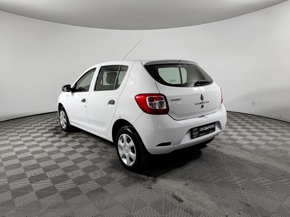 Renault Sandero II с пробегом 2017 года, цена 640 000 рублей, 107550 км, хэтчбек, Автокод Объявления