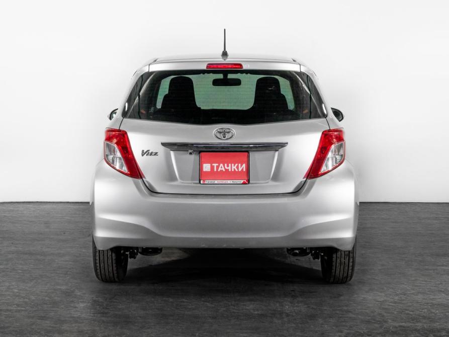Toyota Vitz III (XP130) Иркутск  - изображение 4