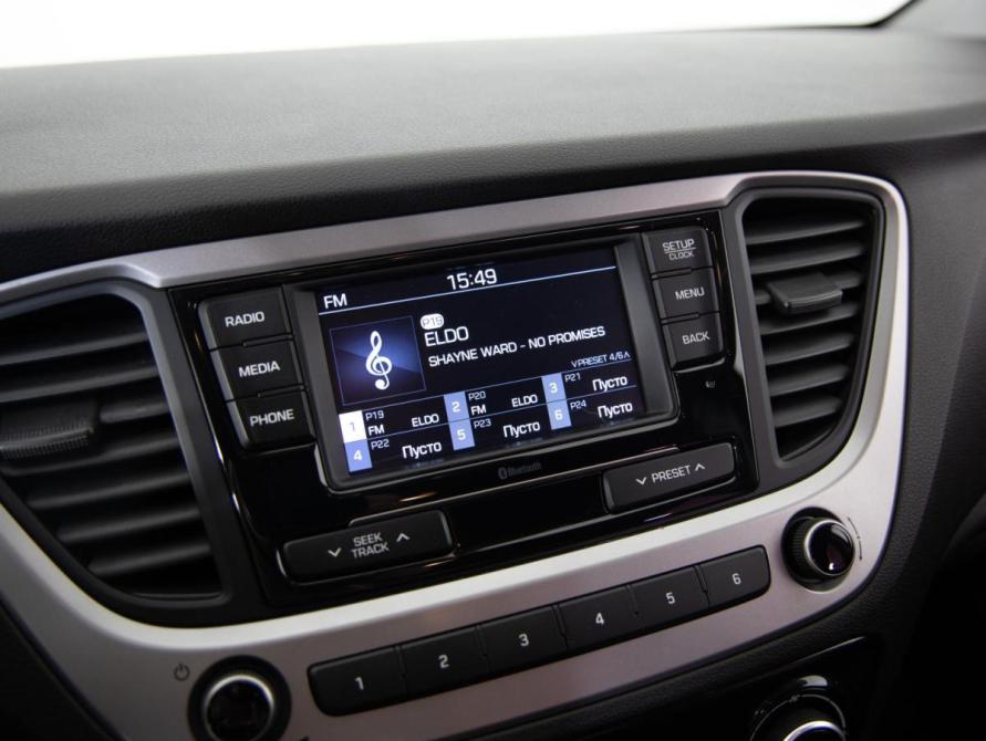 Hyundai Solaris II Санкт-Петербург  - изображение 17